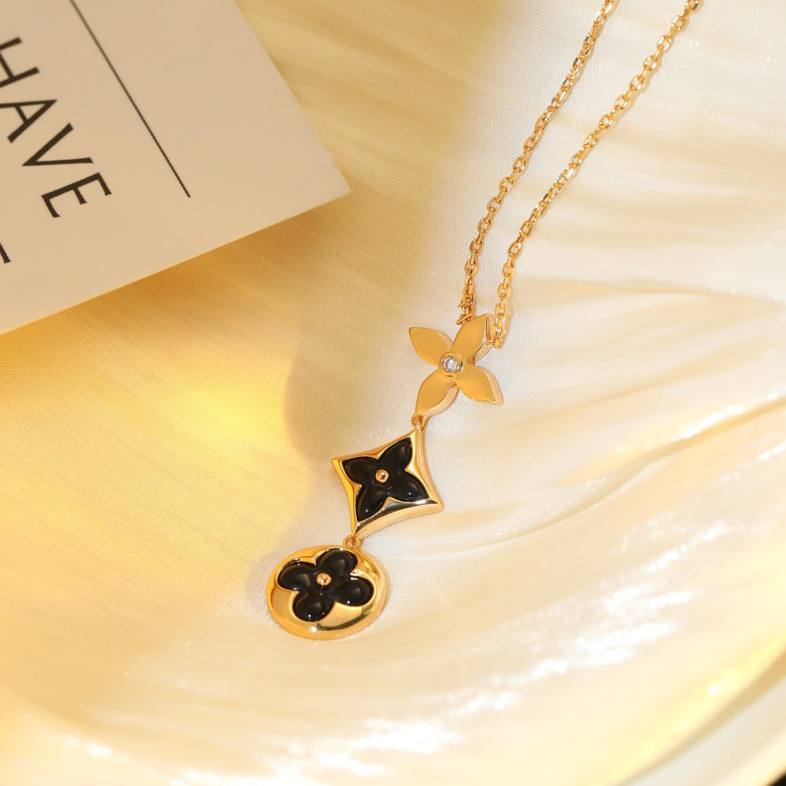 [Elara jewelsry ]STAR AND SUN ONYX PINK GOLD NECKLACE