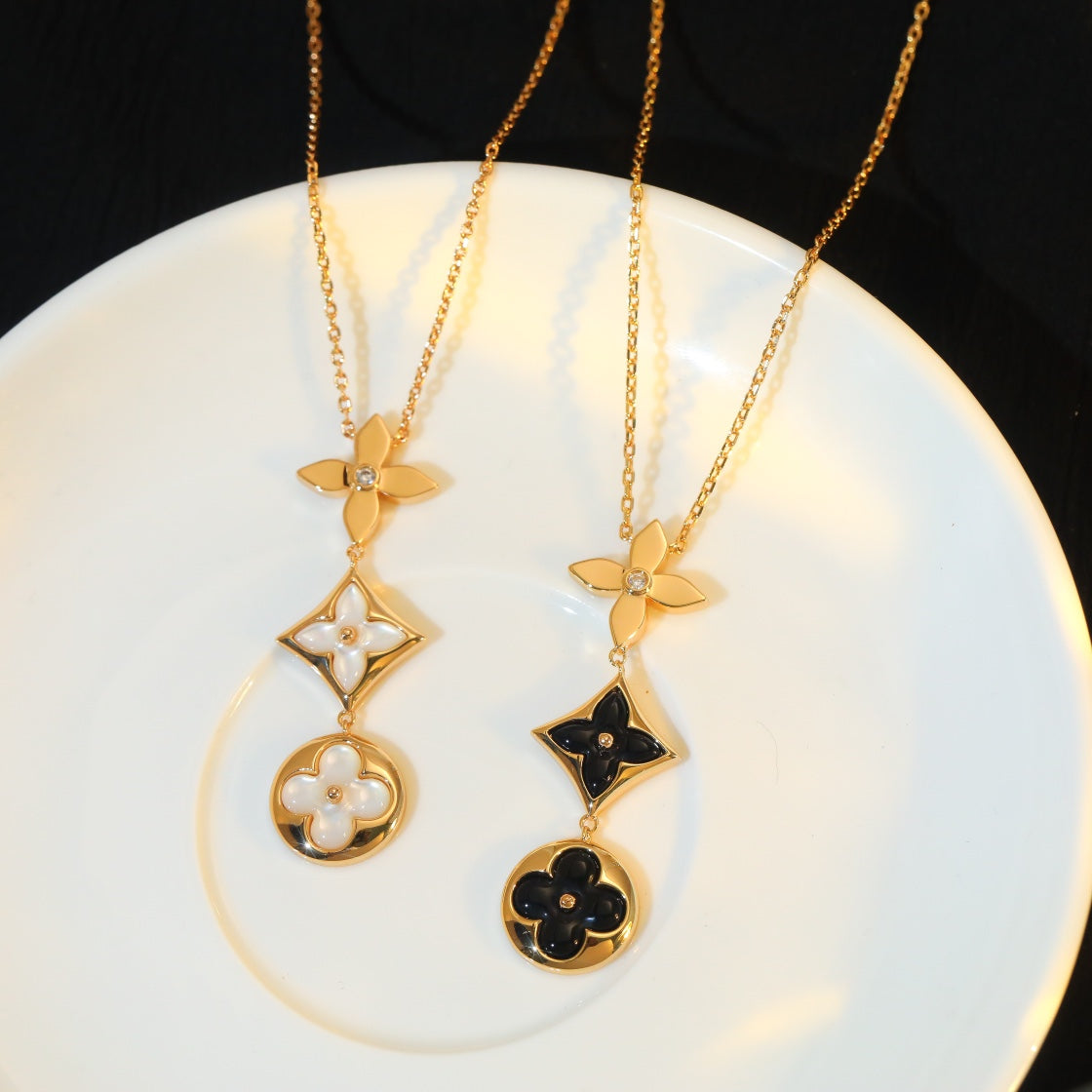[Elara jewelsry ]STAR AND SUN ONYX PINK GOLD NECKLACE