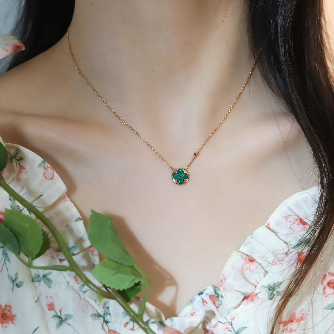 [Elara jewelsry ]SUN PEDANT PINK GOLD 1 DIAMOND NECKLACE