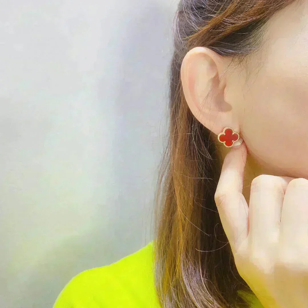 [Elara jewelsry ]CLOVER MEDIUM 1 MOTIFS CARNELIAN  EARRINGS
