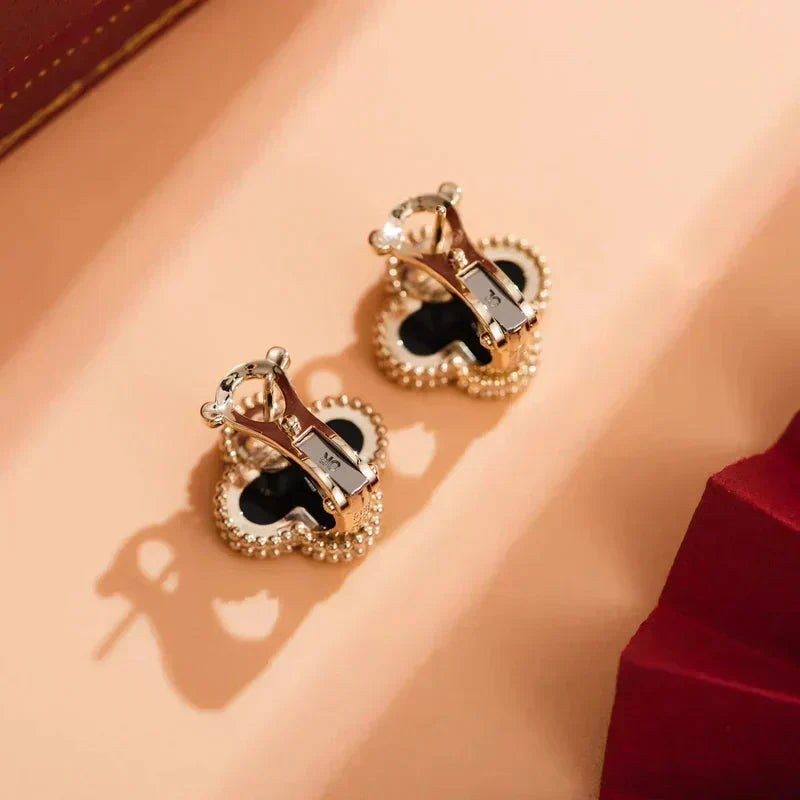 [Elara jewelsry ]CLOVER MEDIUM 1 MOTIFS  ONYX STUD EARRINGS