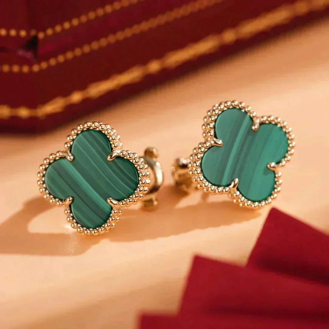 [Elara jewelsry ]CLOVER MEDIUM 1 MOTIFS MALACHITE  EARRINGS