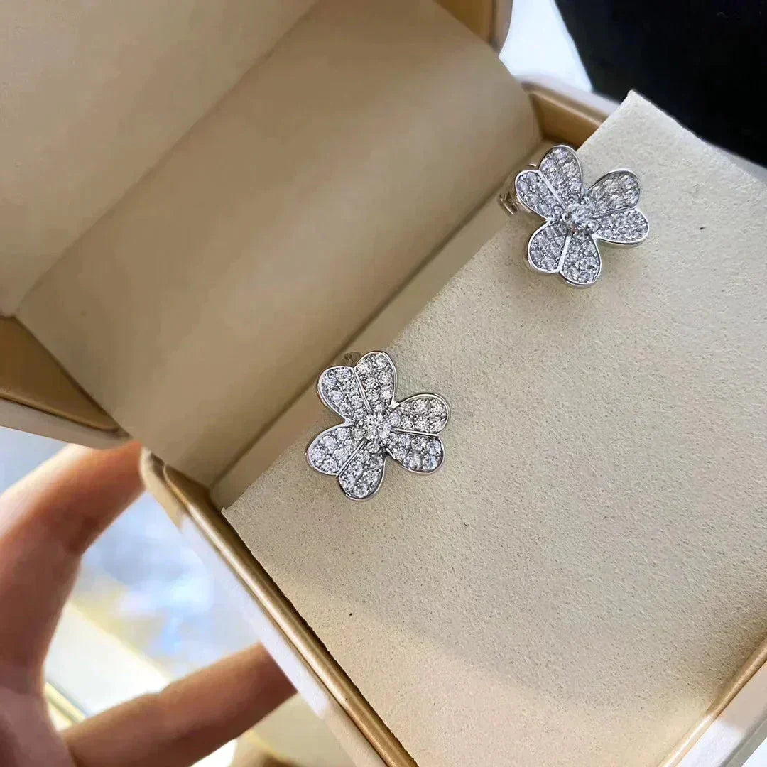 [Elara jewelsry ]CLOVER COMOS DIAMOND EARRINGS SILVER