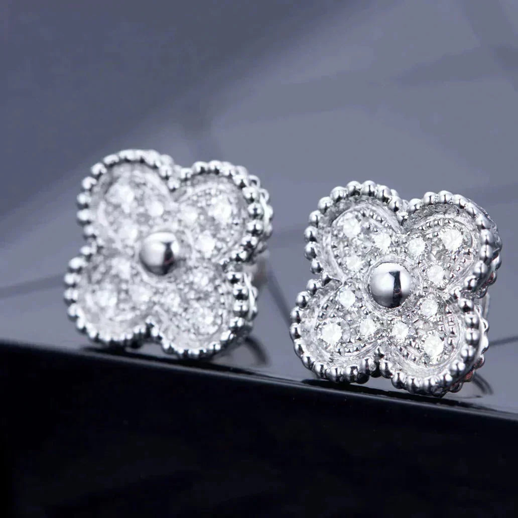 [Elara jewelsry ]CLOVER 1 MOTIFS DIAMOND STUD EARRINGS SILVER