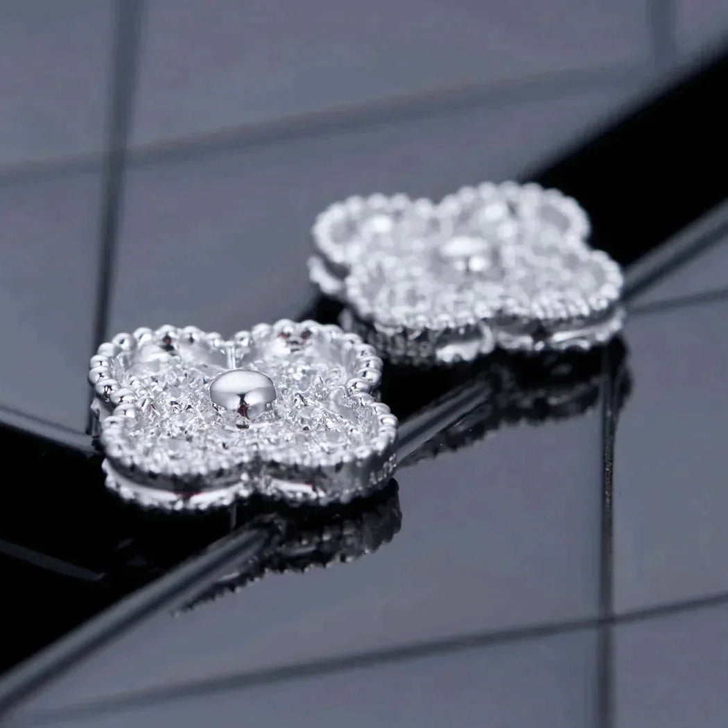 [Elara jewelsry ]CLOVER 1 MOTIFS DIAMOND STUD EARRINGS SILVER