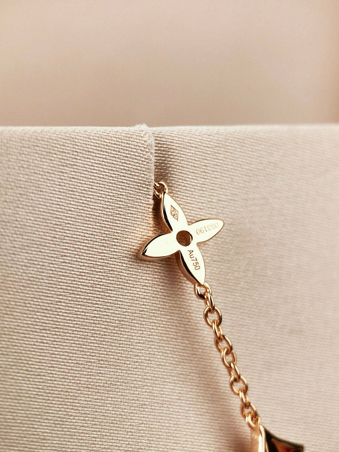 [Elara jewelsry ]STAR AND SUN 7 MOTIFS GOLD BRACELET