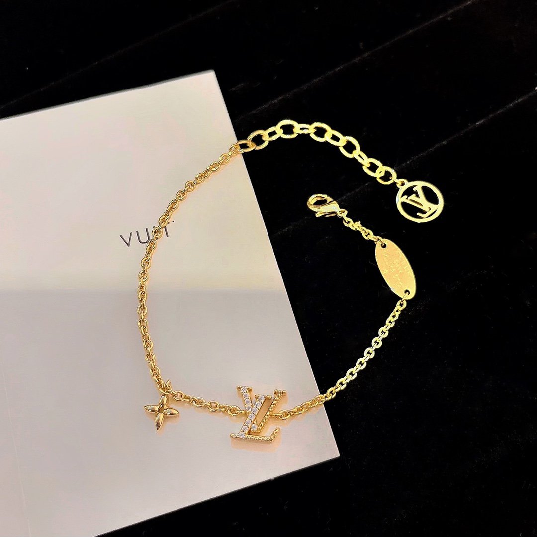 [Elara jewelsry ]LOGO STAR MOTIF GOLD BRACELET