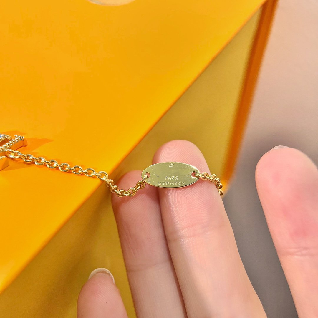 [Elara jewelsry ]LOGO STAR MOTIF GOLD BRACELET