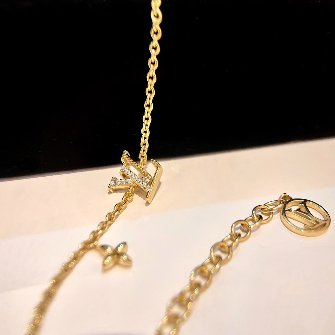 [Elara jewelsry ]LOGO STAR MOTIF GOLD BRACELET