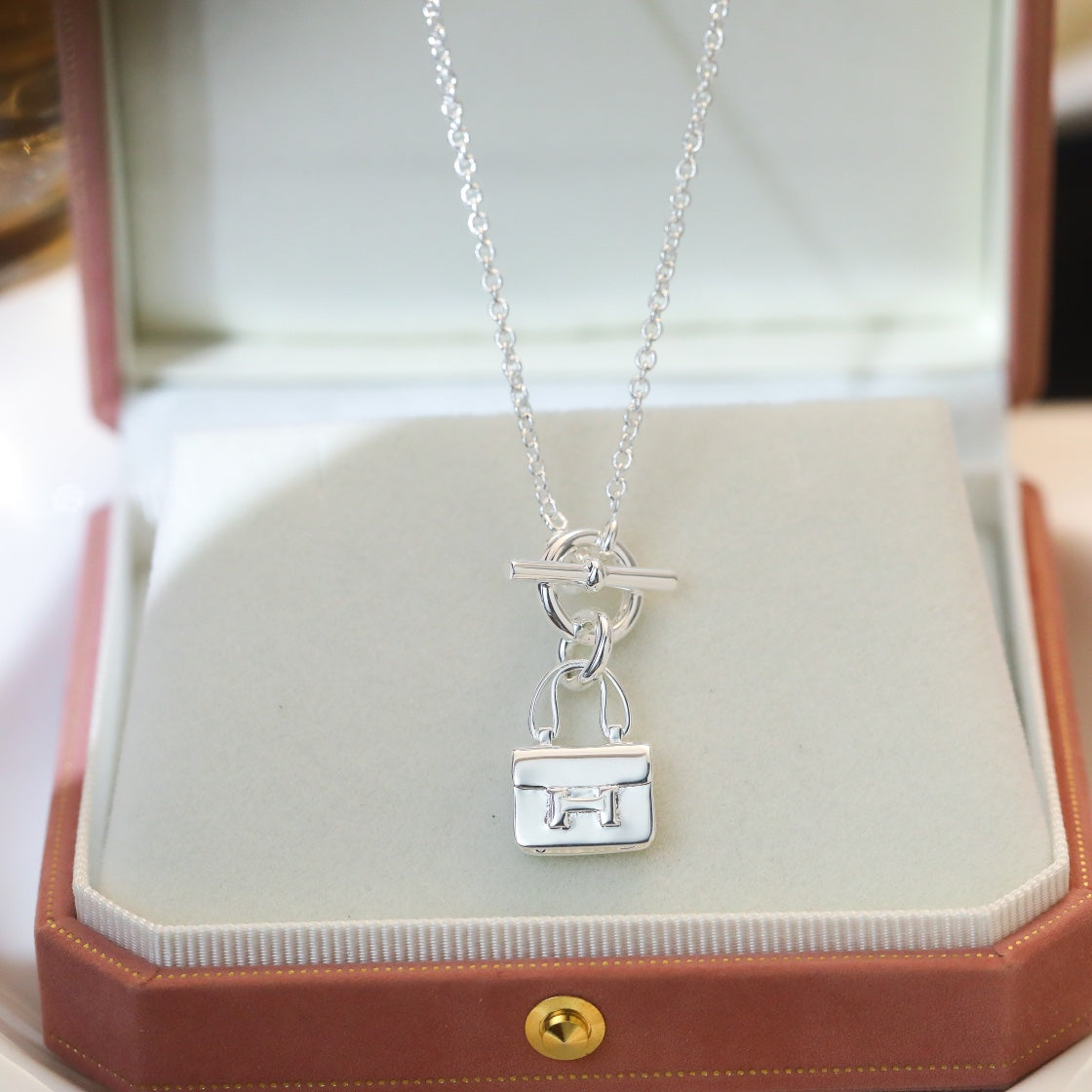 [Elara jewelsry ]POP H PEDANT SILVER NECKLACE