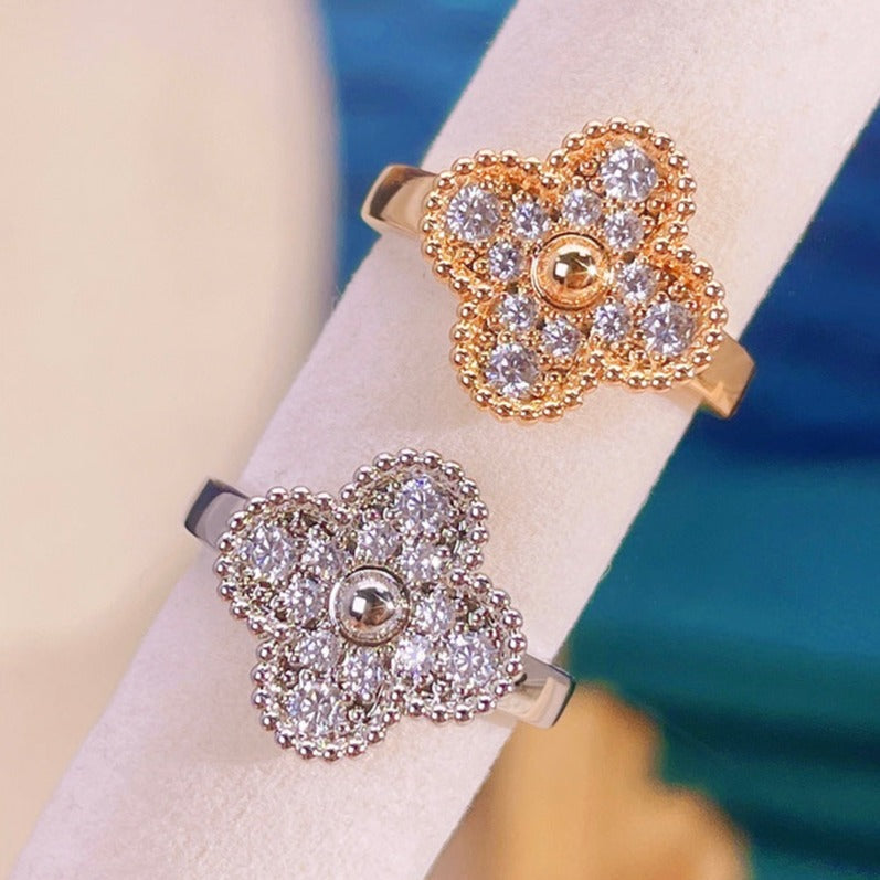[Elara jewelsry ]CLOVER DIAMOND RING