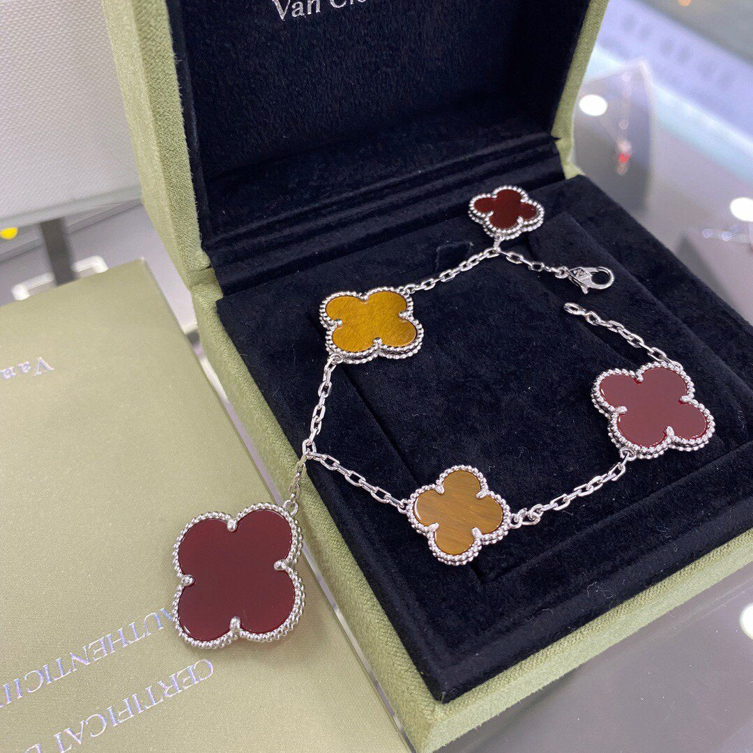 [Elara jewelsry ]CLOVER 5 MOTIFS SIVLER CARNELIAN TIGER EYE BRACELET