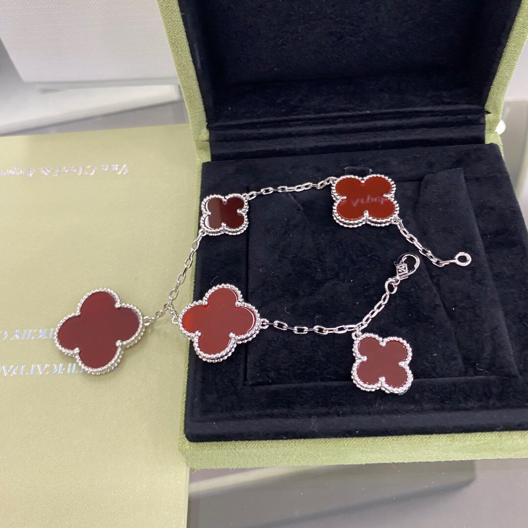 [Elara jewelsry ]CLOVER 5 MOTIFS SIVLER CARNELIAN BRACELET