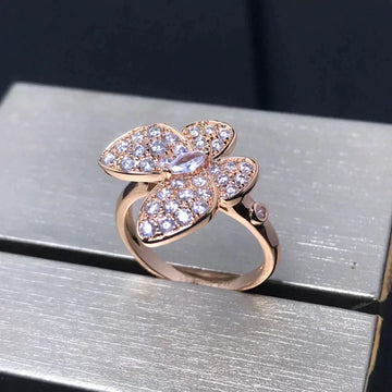 [Elara jewelsry ]BUTTERFLY PINK GOLD DIAMOND RING