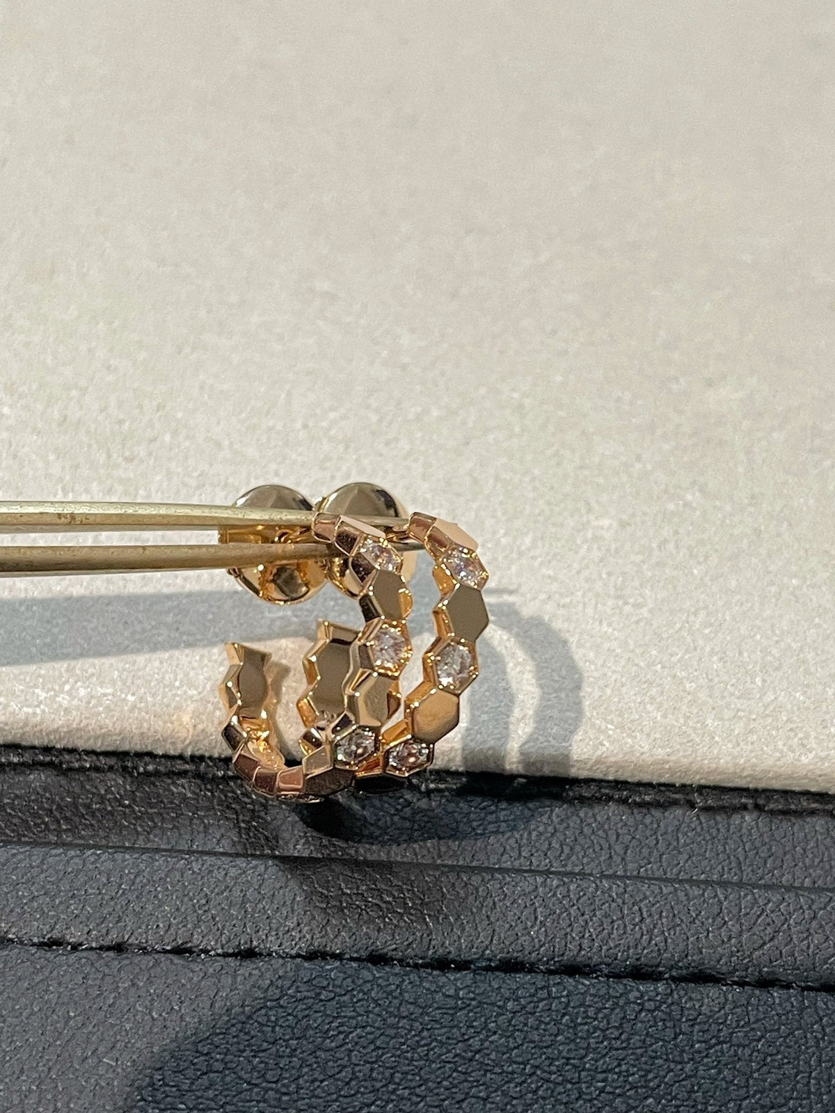 [Elara jewelsry ]Hollow Design Four-Leaf Clover Flower Shape Earrings
