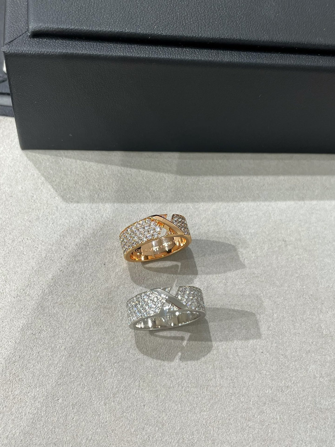 [Elara jewelsry ]LIENS EVIDENCE  DIAMOND PAVED RING