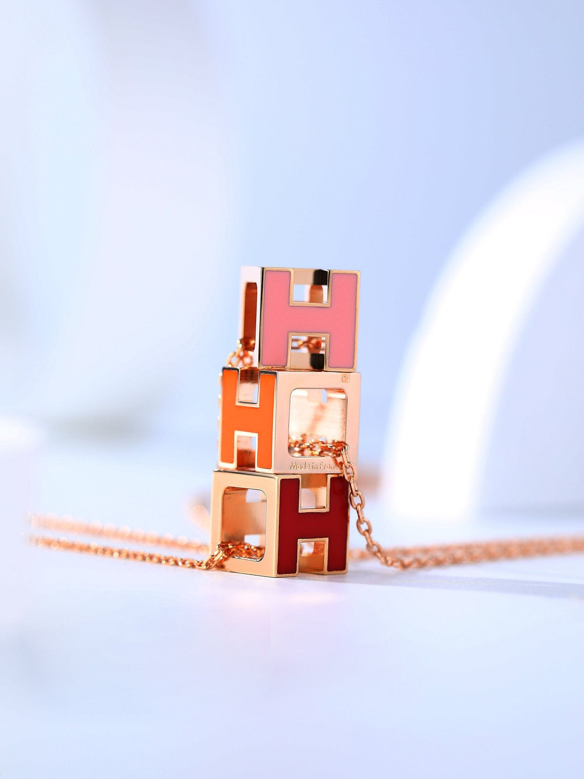 [Elara jewelsry ]H CAGE PINK GOLD NECKLACE