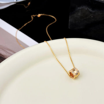 [Elara jewelsry ]BEE MINI PEDANT DIAMOND NECKLACE