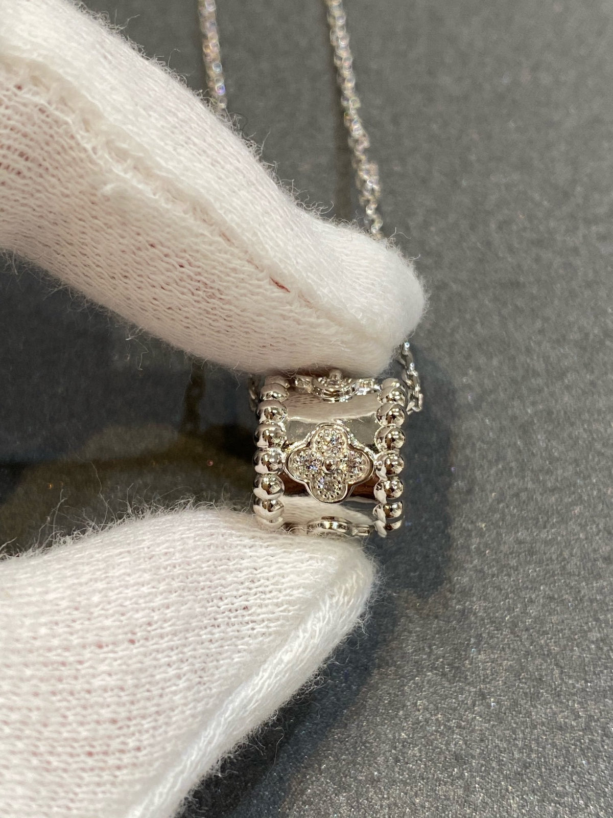 [Elara jewelsry ]PERLEE PEDANT SIVLER DIAMOND NECKLACE
