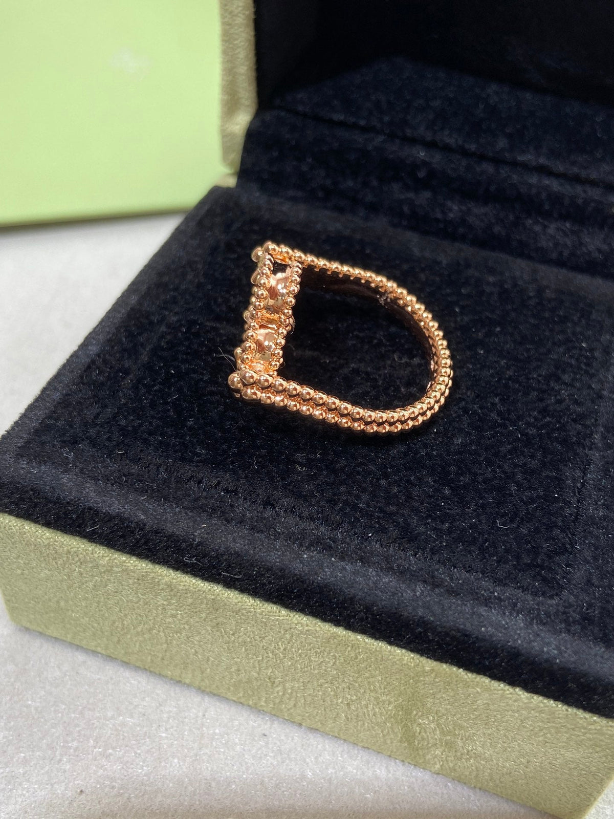 [Elara jewelsry ]CLOVER RIVERSIBLE ROSE GOLD RING