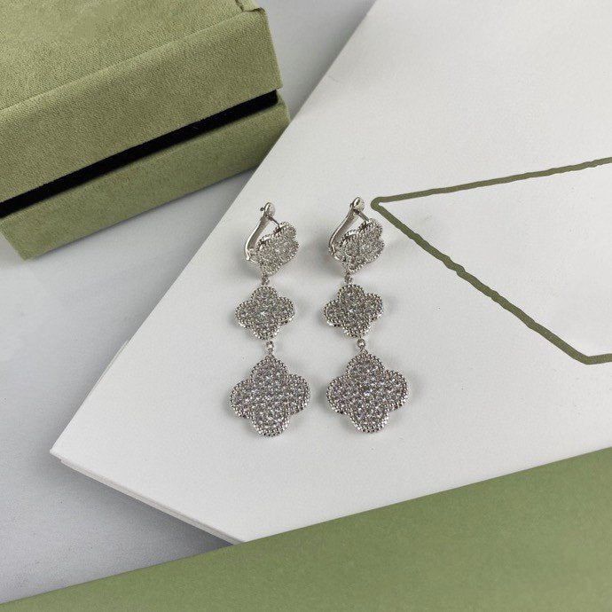 [Elara jewelsry ]CLOVER 3 MOTIF DIAMOND SILVER DROP EARRINGS