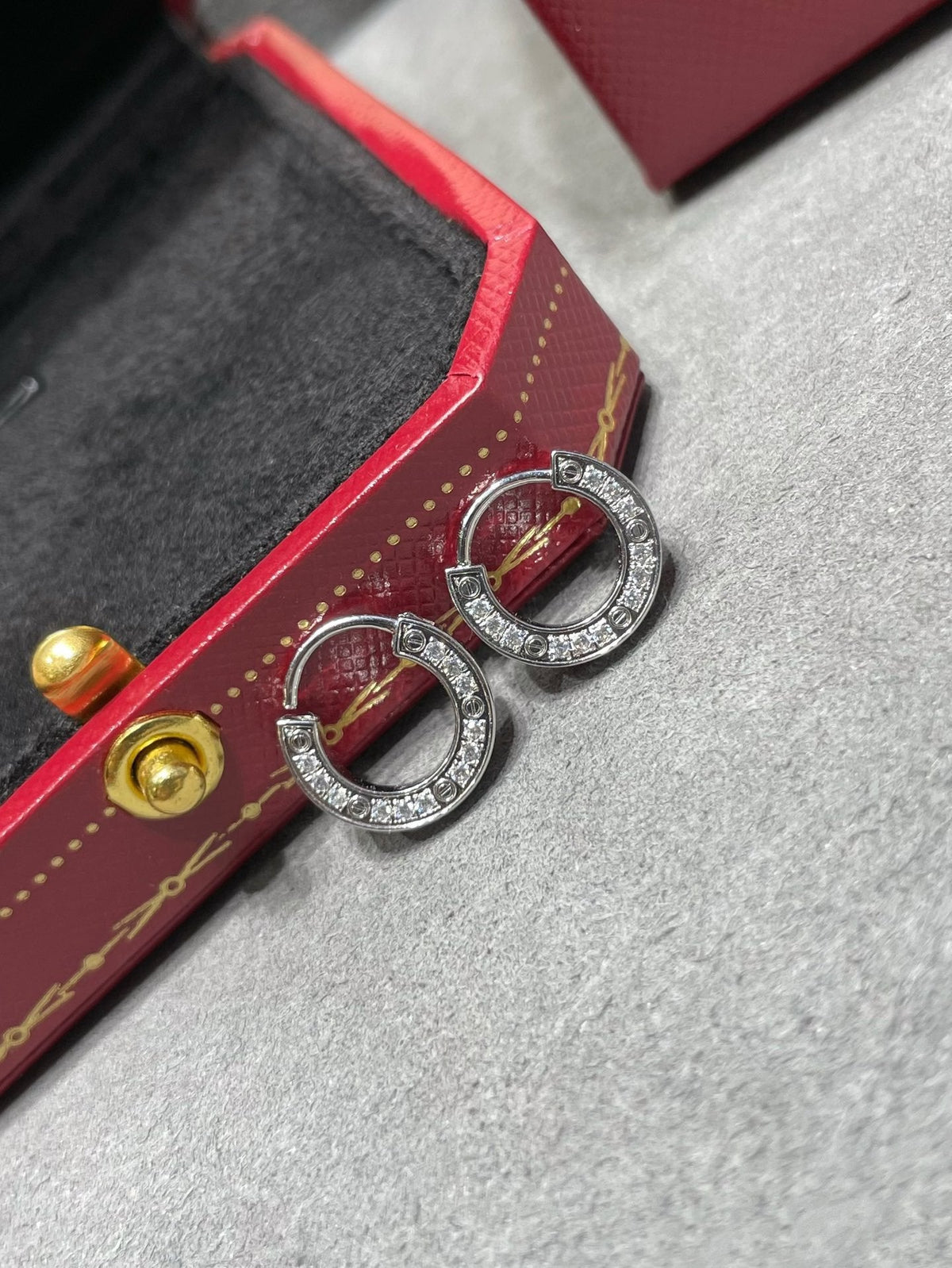 [Elara jewelsry ]LOVE DIAMOND EARRINGS