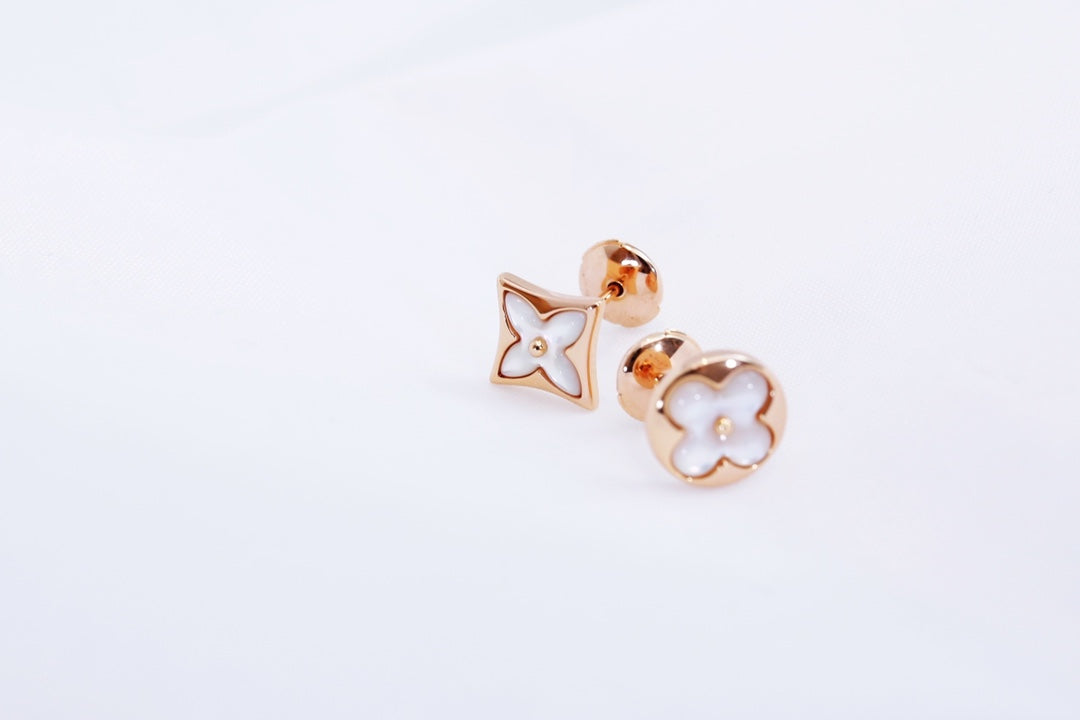 [Elara jewelsry ]STAR AND SUN PINK GOLD MOP STUD EARRINGS