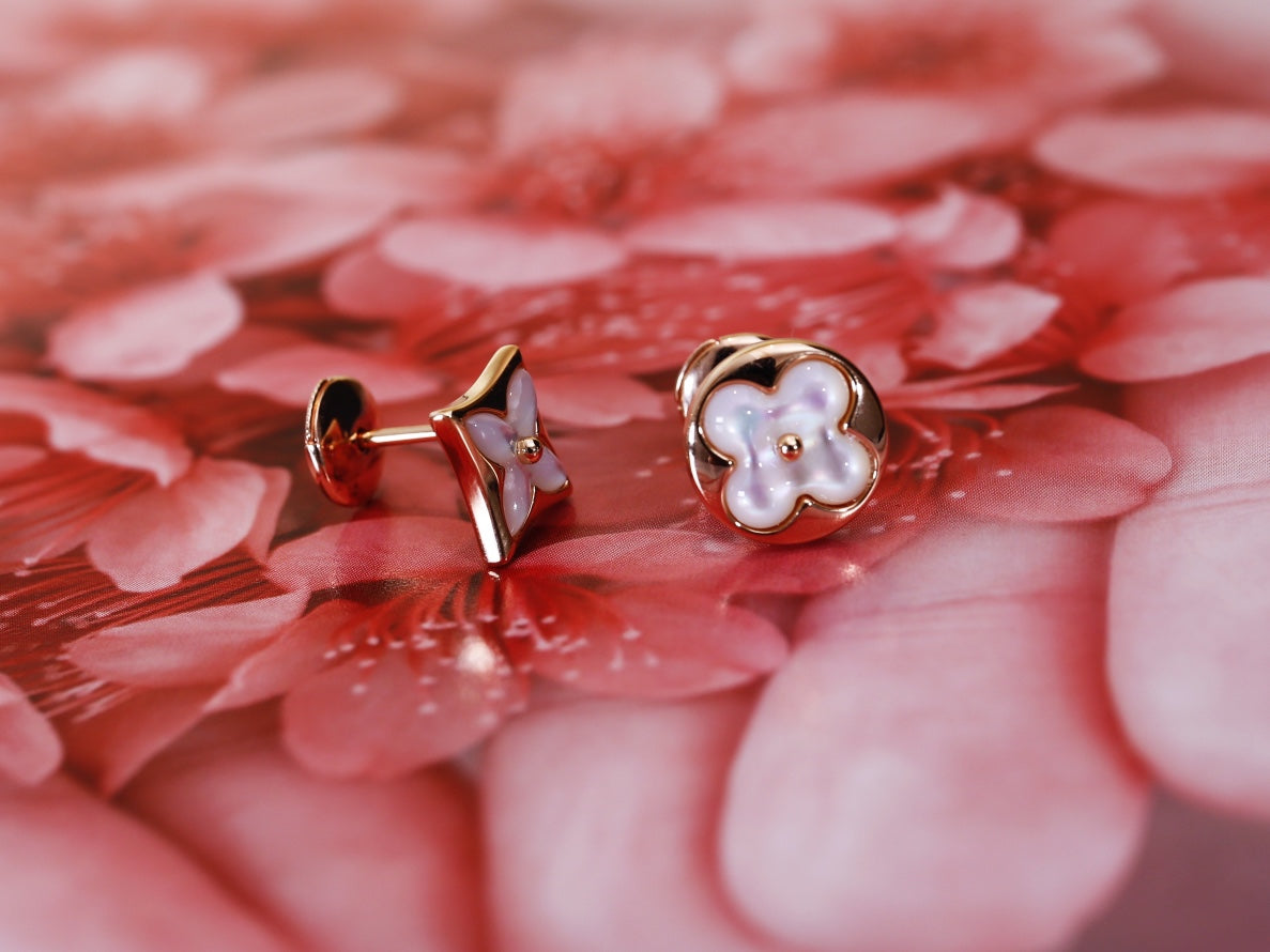 [Elara jewelsry ]STAR AND SUN PINK GOLD MOP STUD EARRINGS
