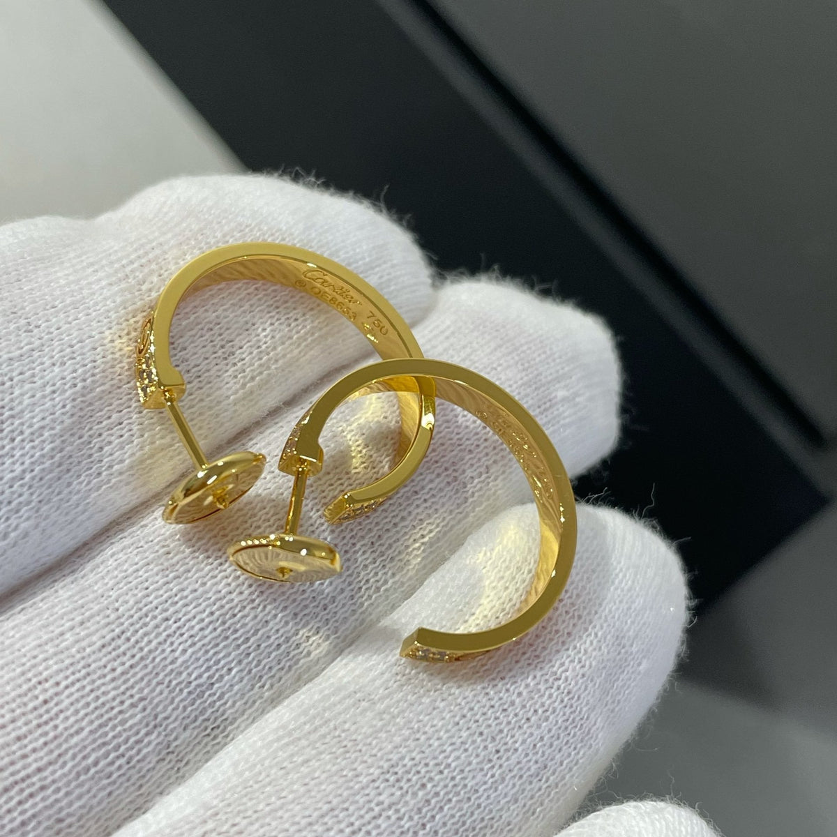 [Elara jewelsry ]LOVE DIAMOND GOLD HOOP EARRINGS