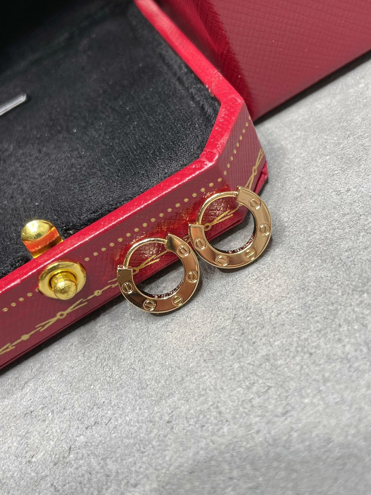 [Elara jewelsry ]LOVE MINI EARRINGS