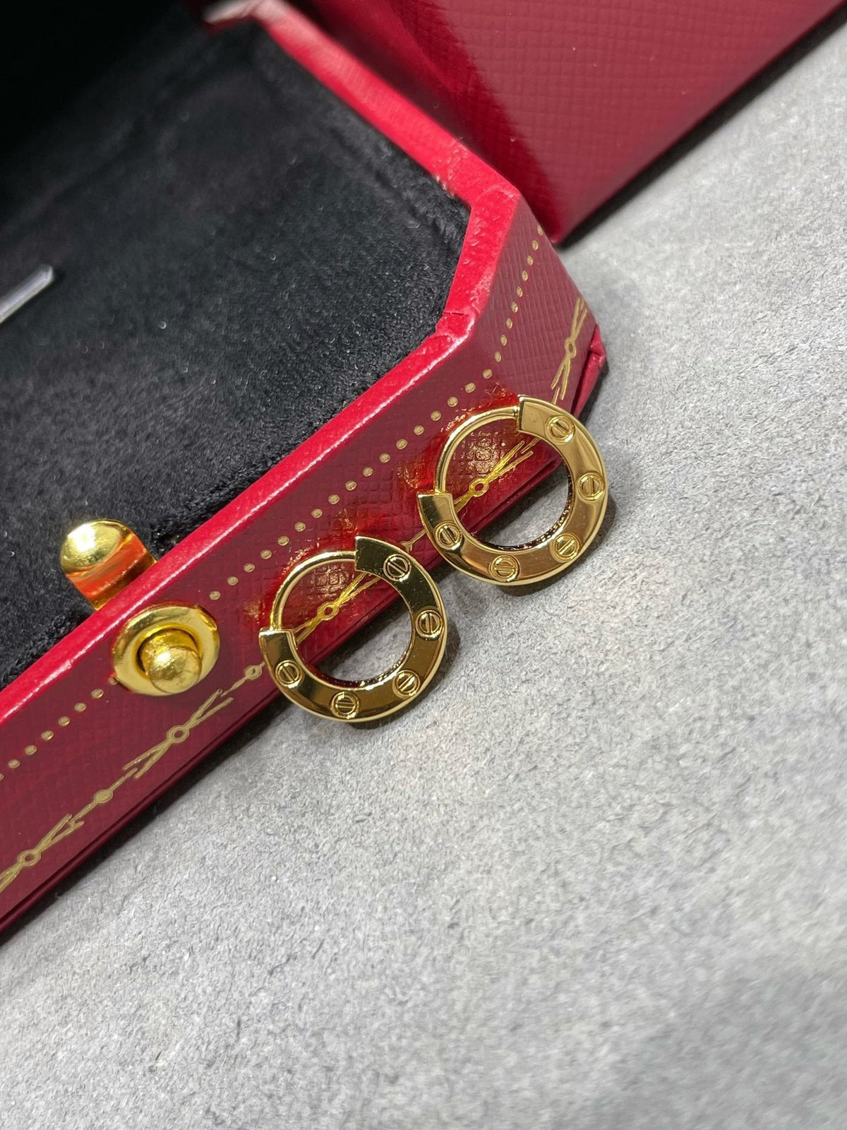 [Elara jewelsry ]LOVE MINI EARRINGS