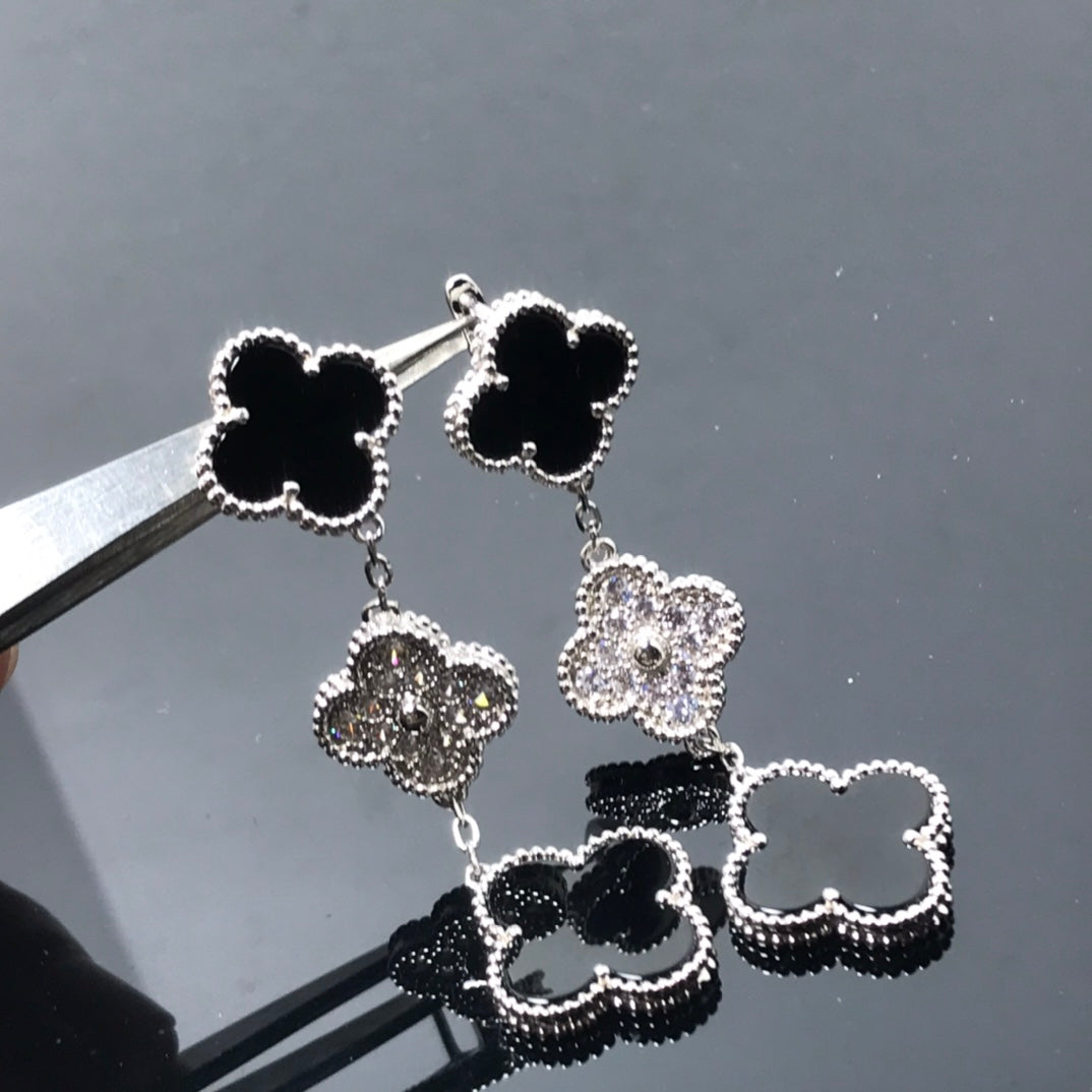 [Elara jewelsry ]CLOVER 3 MOTIF DIAMOND ONYX SILVER EARRINGS