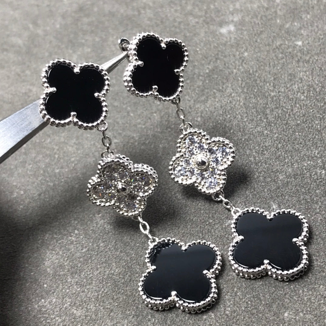 [Elara jewelsry ]CLOVER 3 MOTIF DIAMOND ONYX SILVER EARRINGS