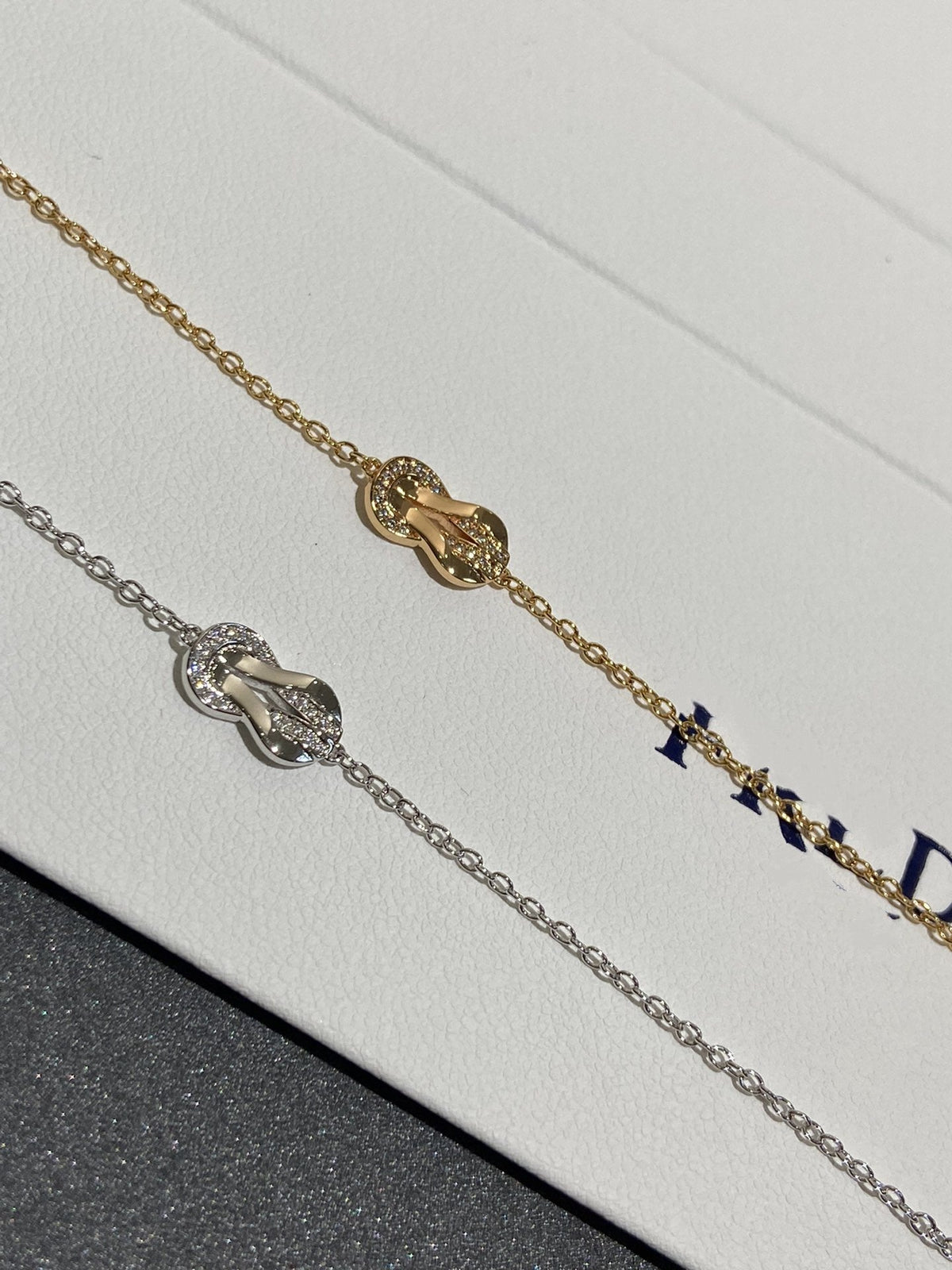[Elara jewelsry ]CHANCE INFINIE DIAMOND BRACELET