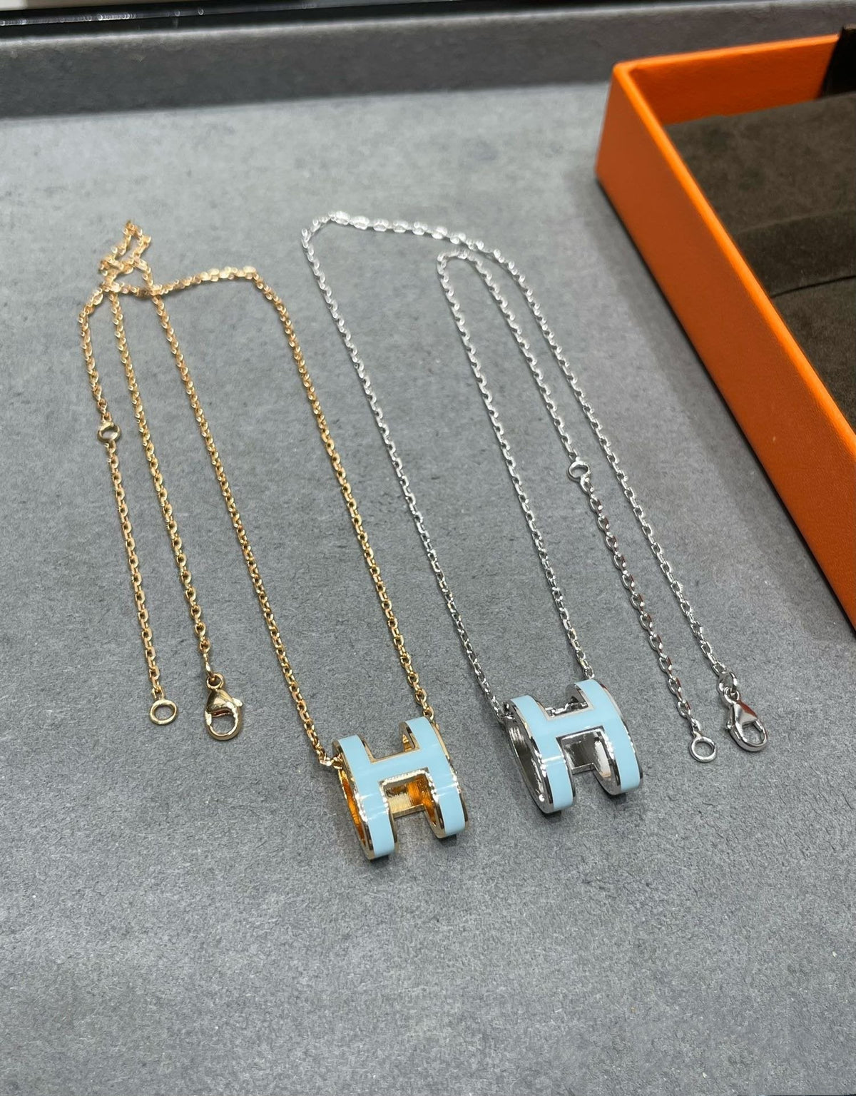 [Elara jewelsry ]POP H SKY BLUE NECKLACE