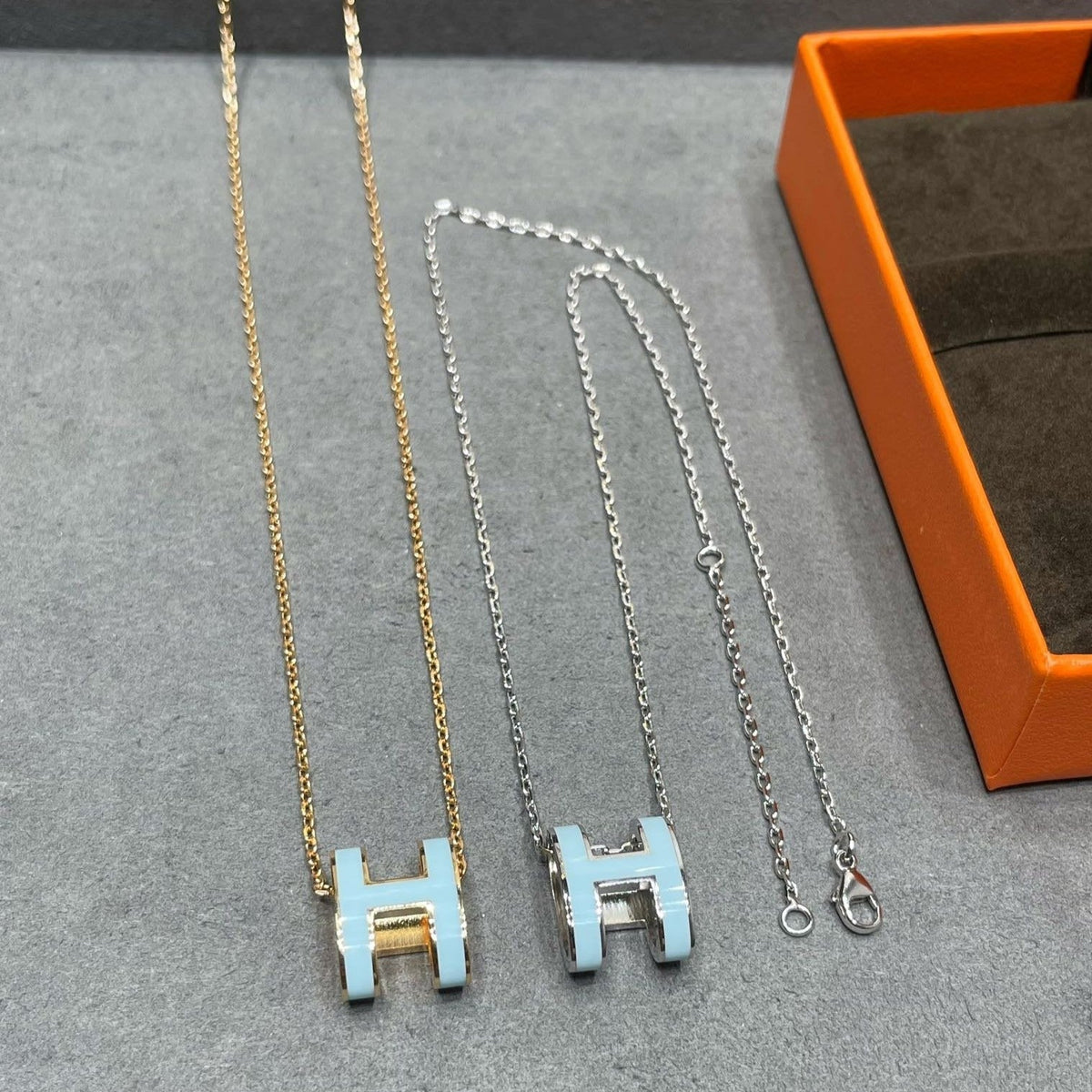 [Elara jewelsry ]POP H SKY BLUE NECKLACE