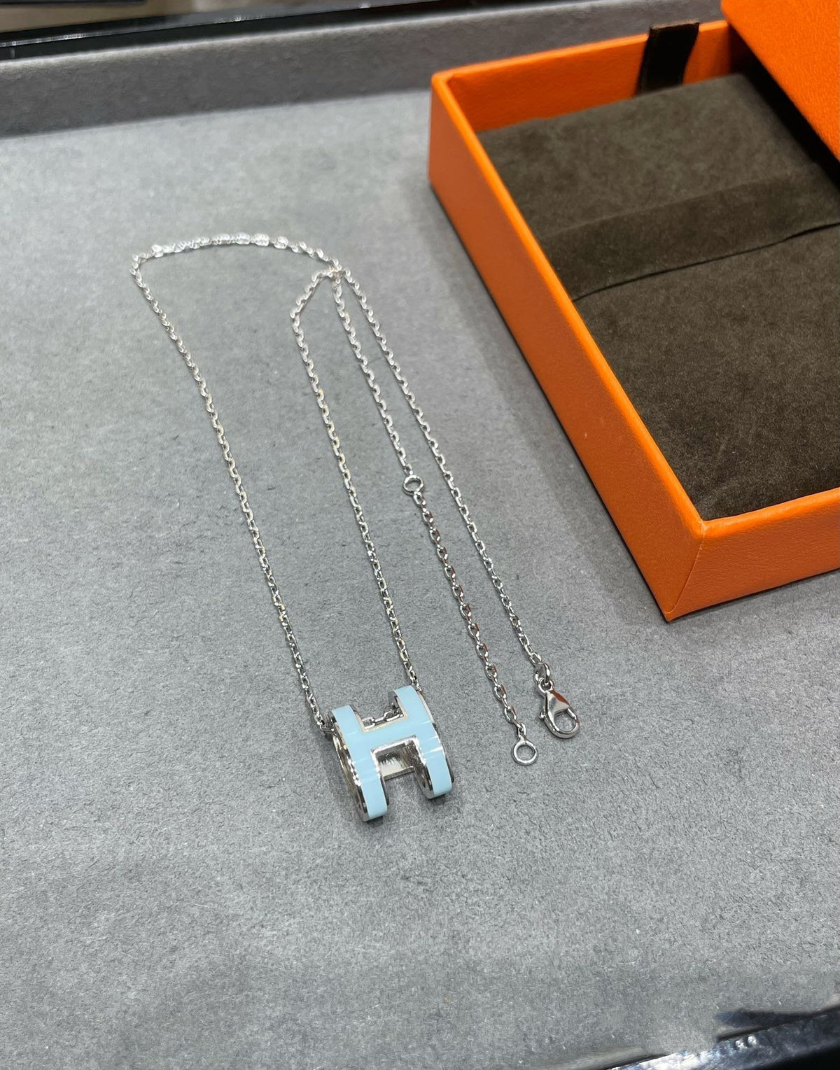 [Elara jewelsry ]POP H SKY BLUE NECKLACE