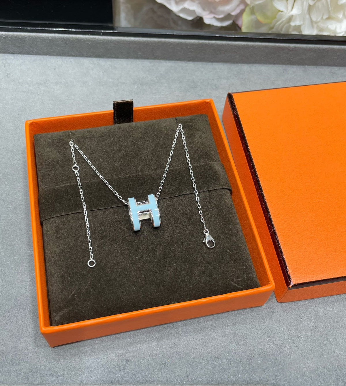 [Elara jewelsry ]POP H SKY BLUE NECKLACE