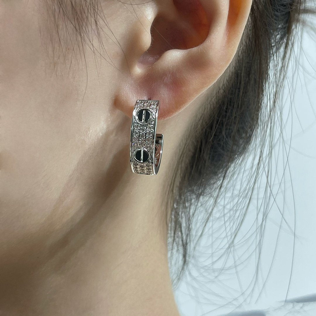 [Elara jewelsry ]LOVE CERAMIC DIAMOND PAVED SILVER EARRINGS