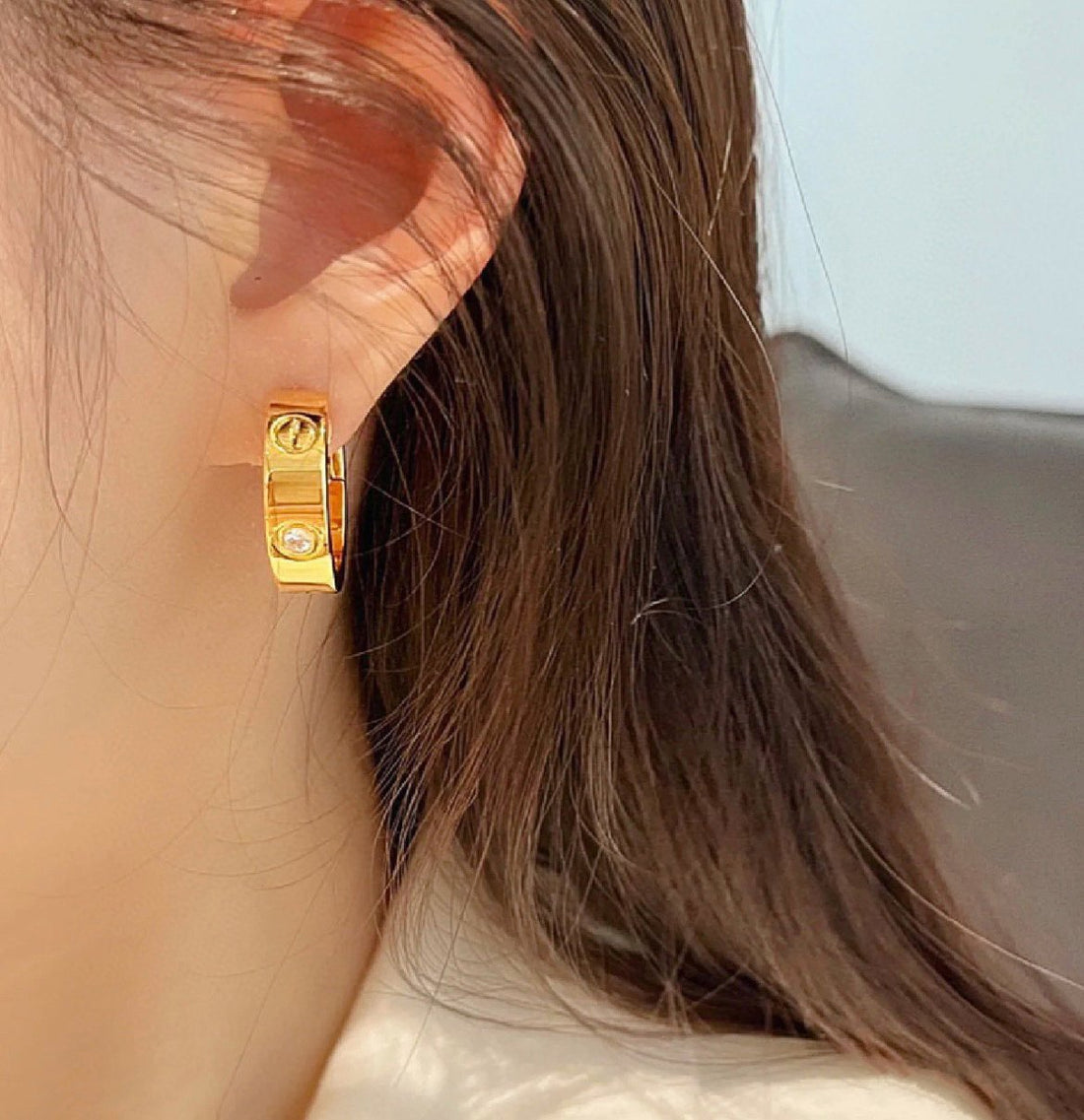 [Elara jewelsry ]LOVE 5.5MM 1 DIAMOND EARRINGS
