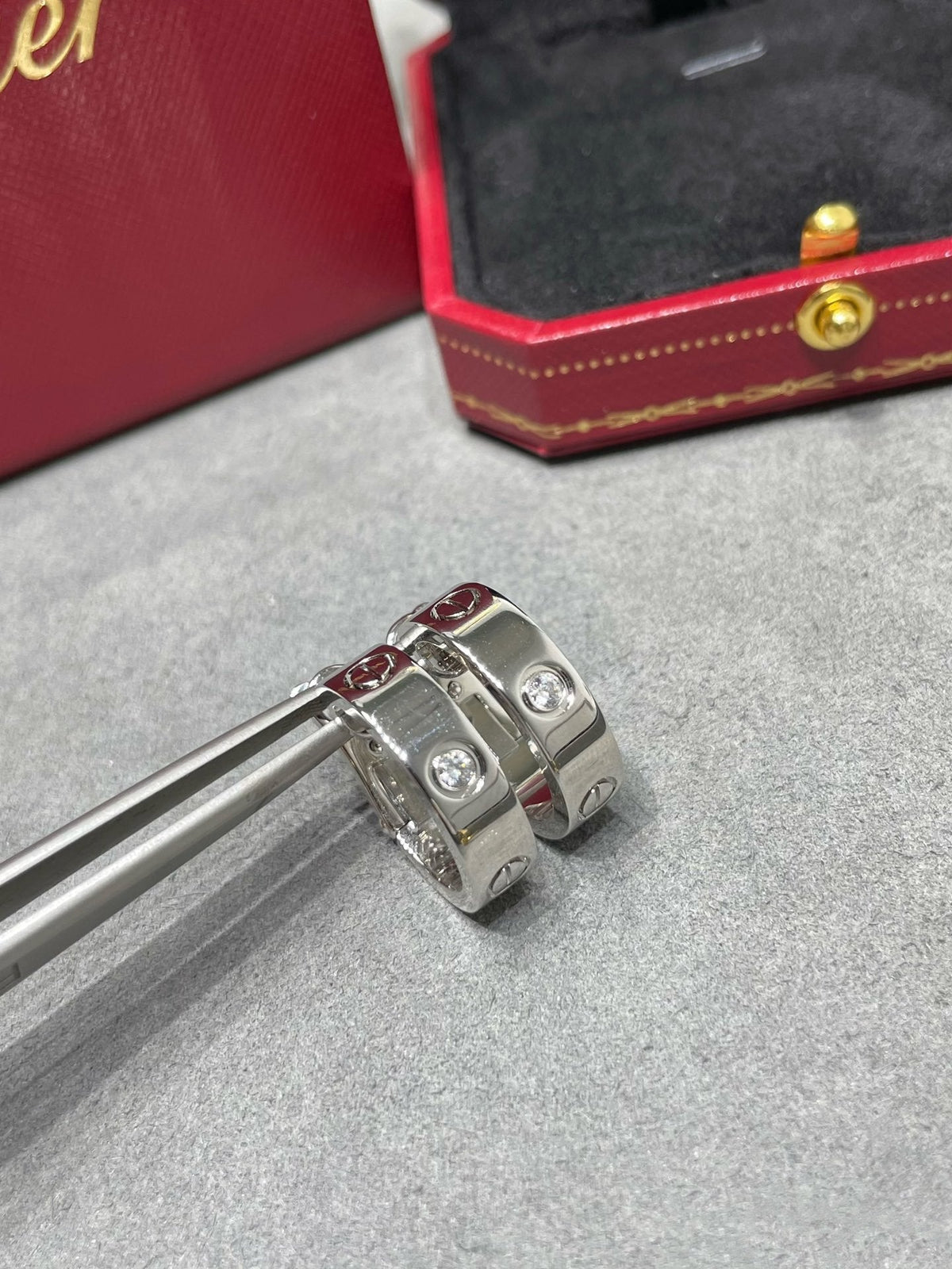 [Elara jewelsry ]LOVE 5.5MM 1 DIAMOND EARRINGS