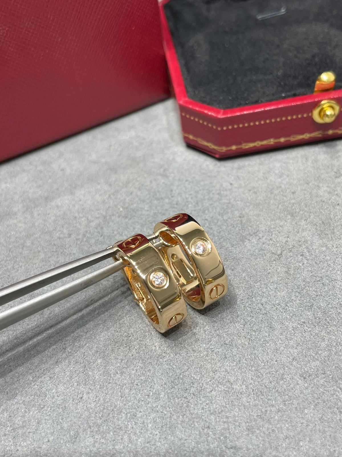 [Elara jewelsry ]LOVE 5.5MM 1 DIAMOND EARRINGS