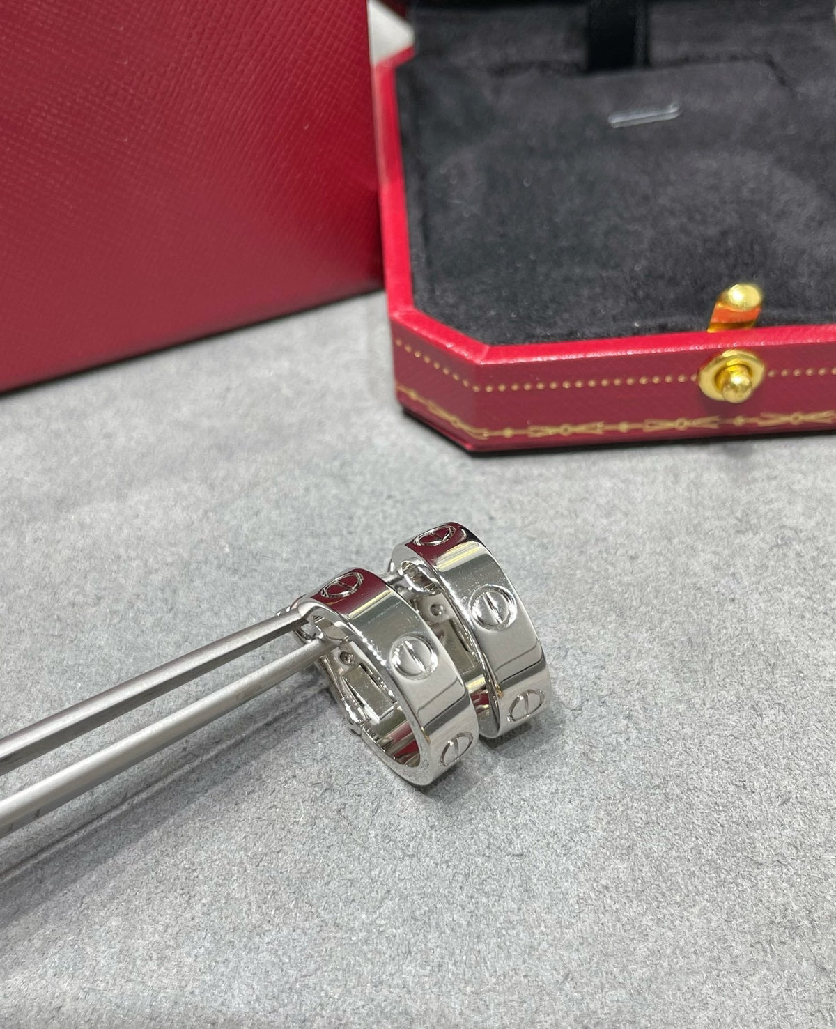 [Elara jewelsry ]LOVE 5.5MM EARRINGS