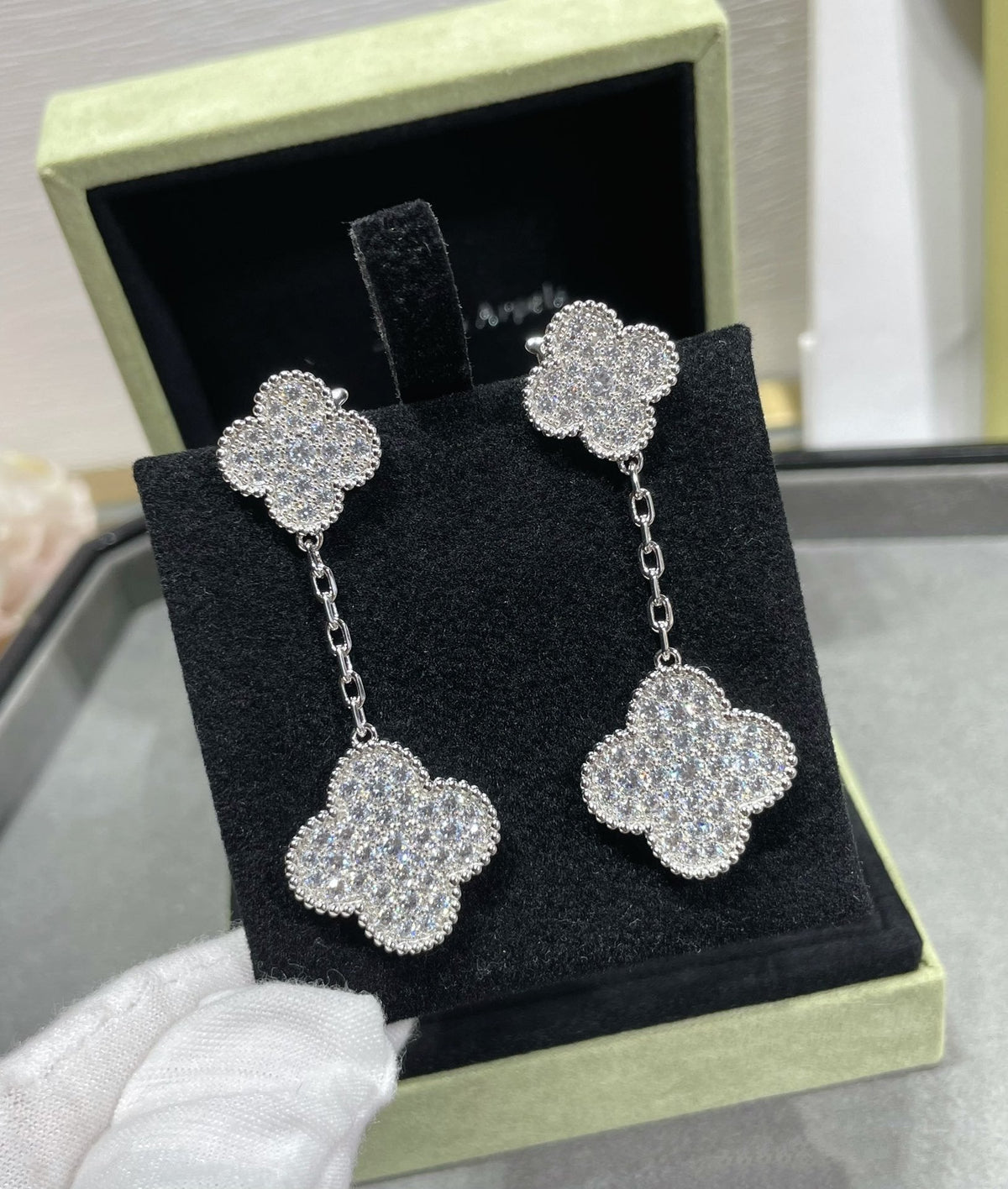 [Elara jewelsry ]CLOVER 2 MOTIFS DIAMOND PAVED SILVER EARRINGS