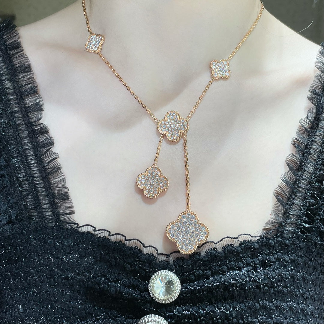 [Elara jewelsry ]CLOVER 6 MOTIF DIAMOND PAVED NECKLACE