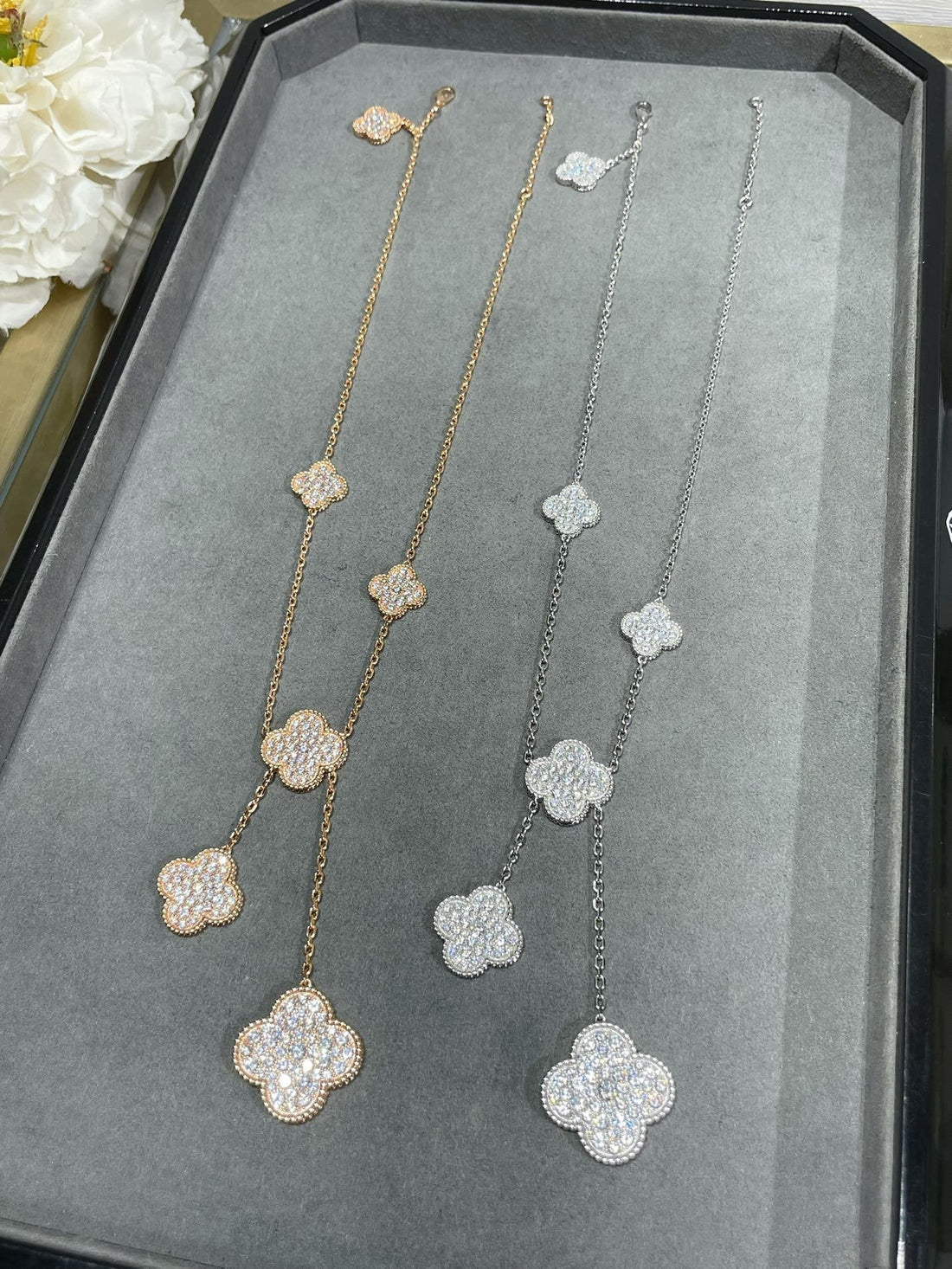[Elara jewelsry ]CLOVER 6 MOTIF DIAMOND PAVED NECKLACE