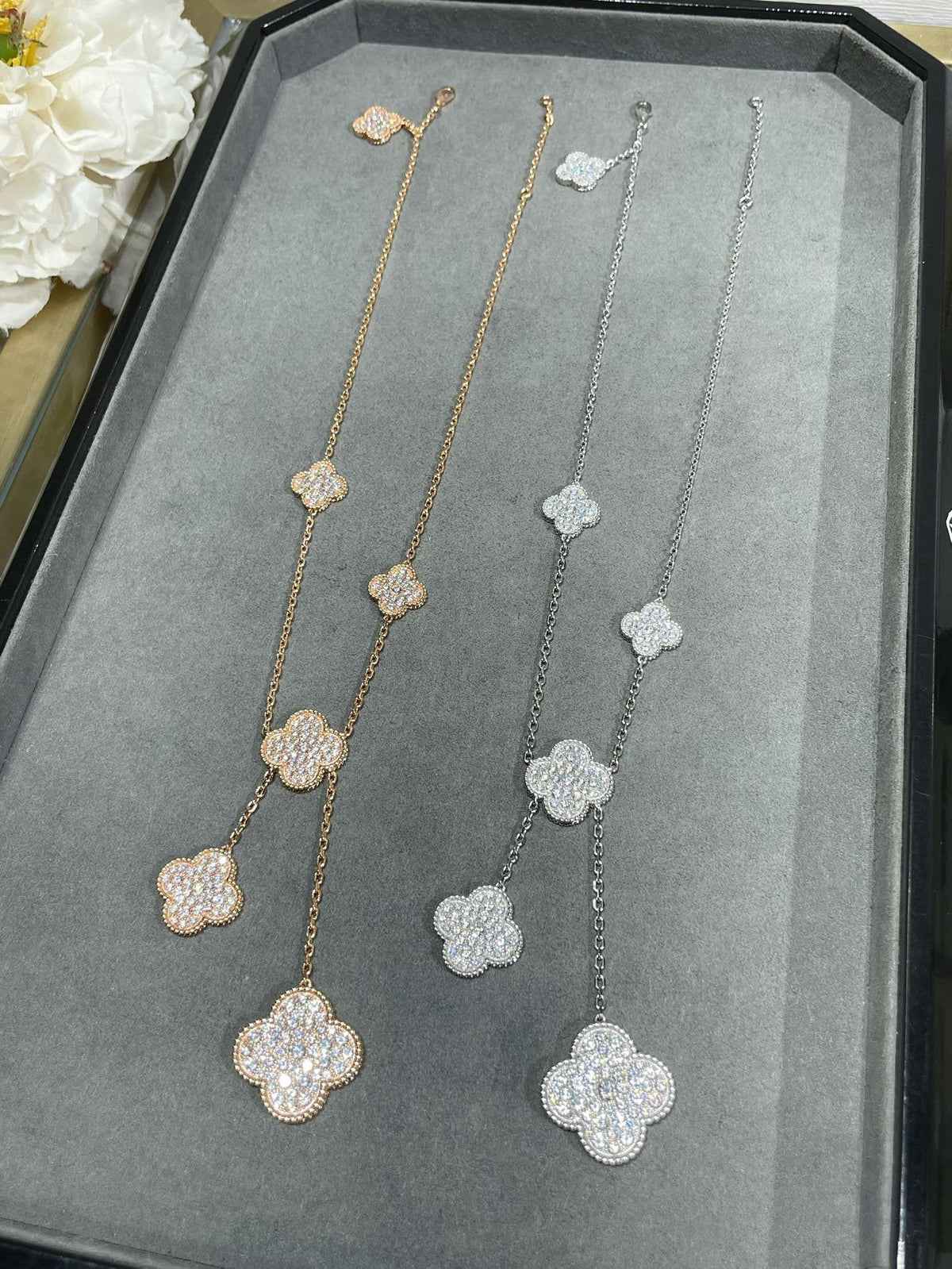 [Elara jewelsry ]CLOVER 6 MOTIF DIAMOND PAVED NECKLACE