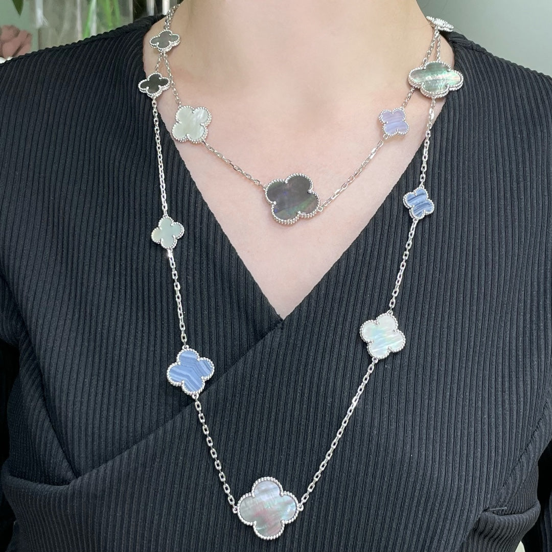 [Elara jewelsry ]CLOVER 16 MOTIF CHALCEDONY MOP SILVER NECKLACE