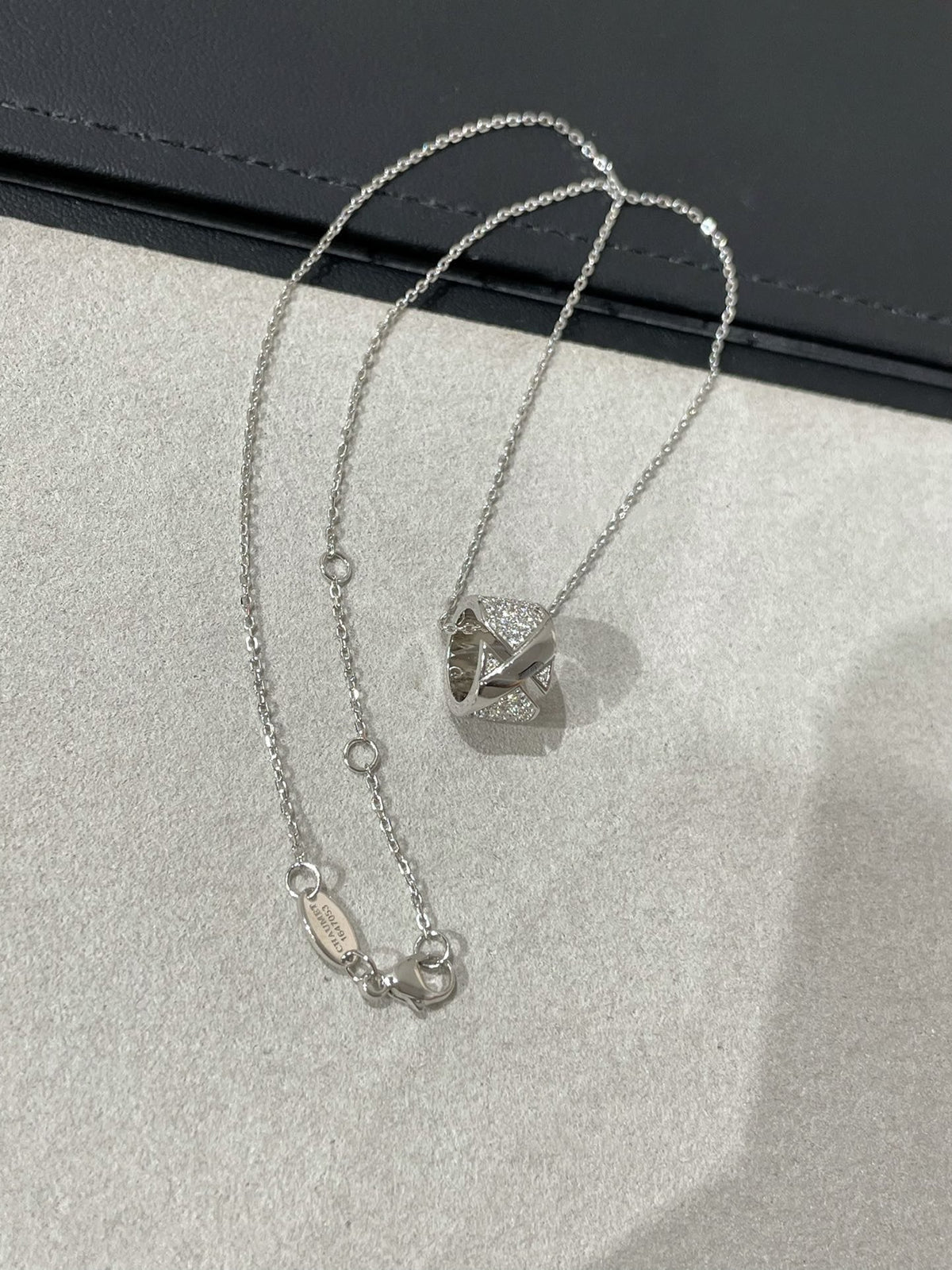 [Elara jewelsry ]LIENS EVIDENCE DIAMOND PAVED NECKLACE