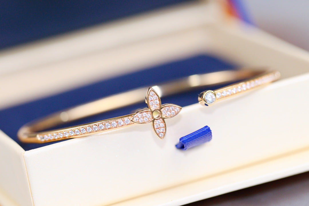 [Elara jewelsry ]IDYLLE PINK GOLD OPEN BRACELET DIAMOND PAVED